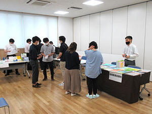 東京組合の中野杉並支部、特別支援教育本フェアを開催